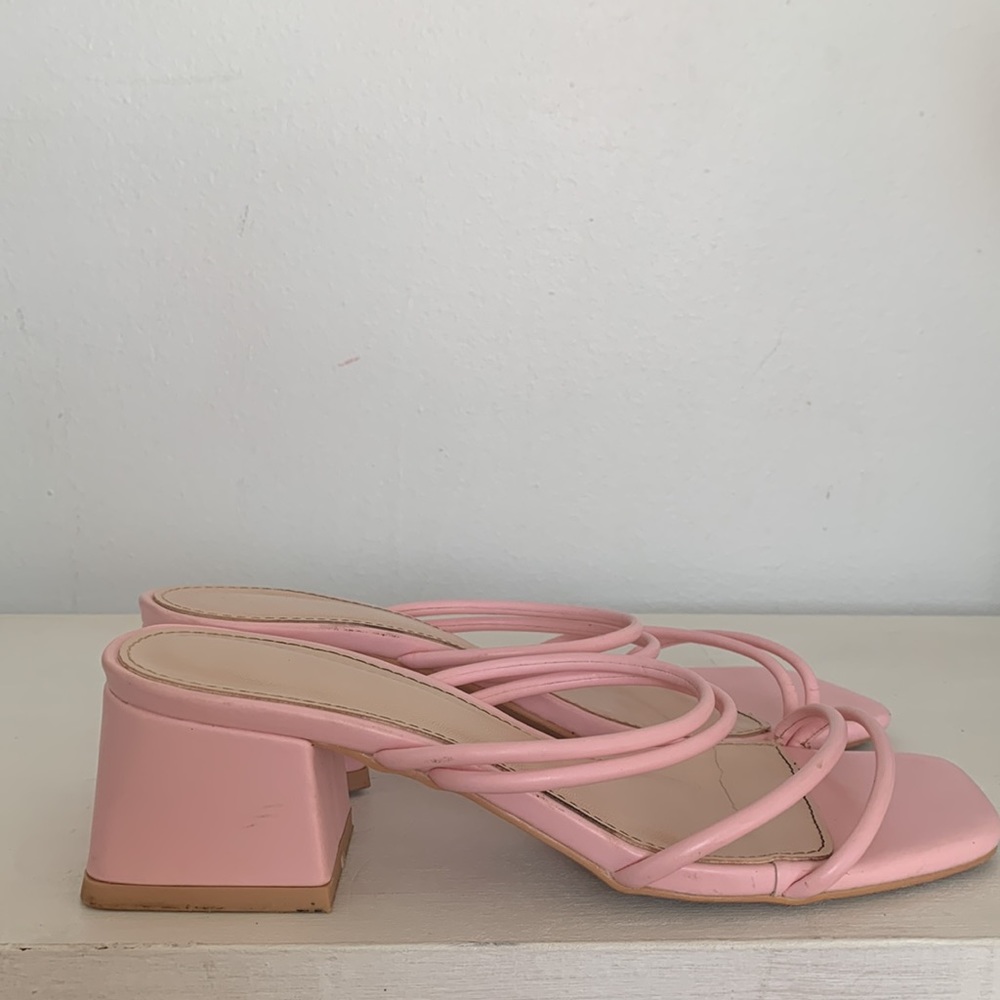 Mule Sandle - Picture 3 of 4